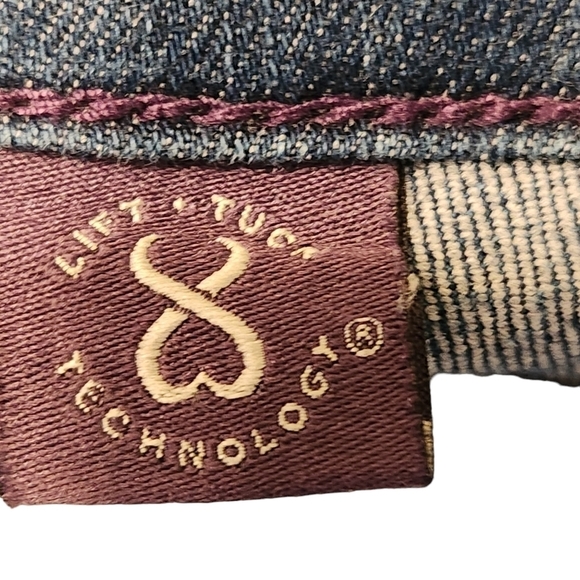 NYDJ Not Your Daughter’s Jeans mini boot  blue midrise straight leg denim Jeans - Picture 10 of 12